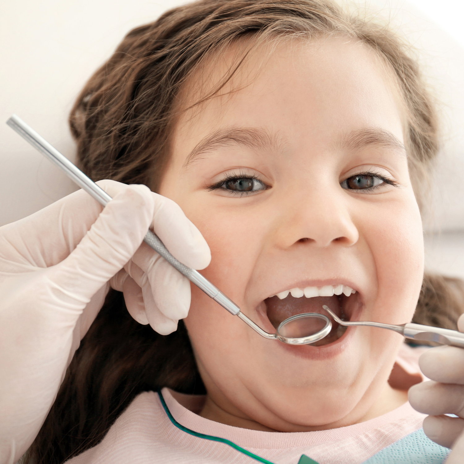 Smiles, Giggles & No More Jitters - A Guide To Your Child's First Dentist Visit!
