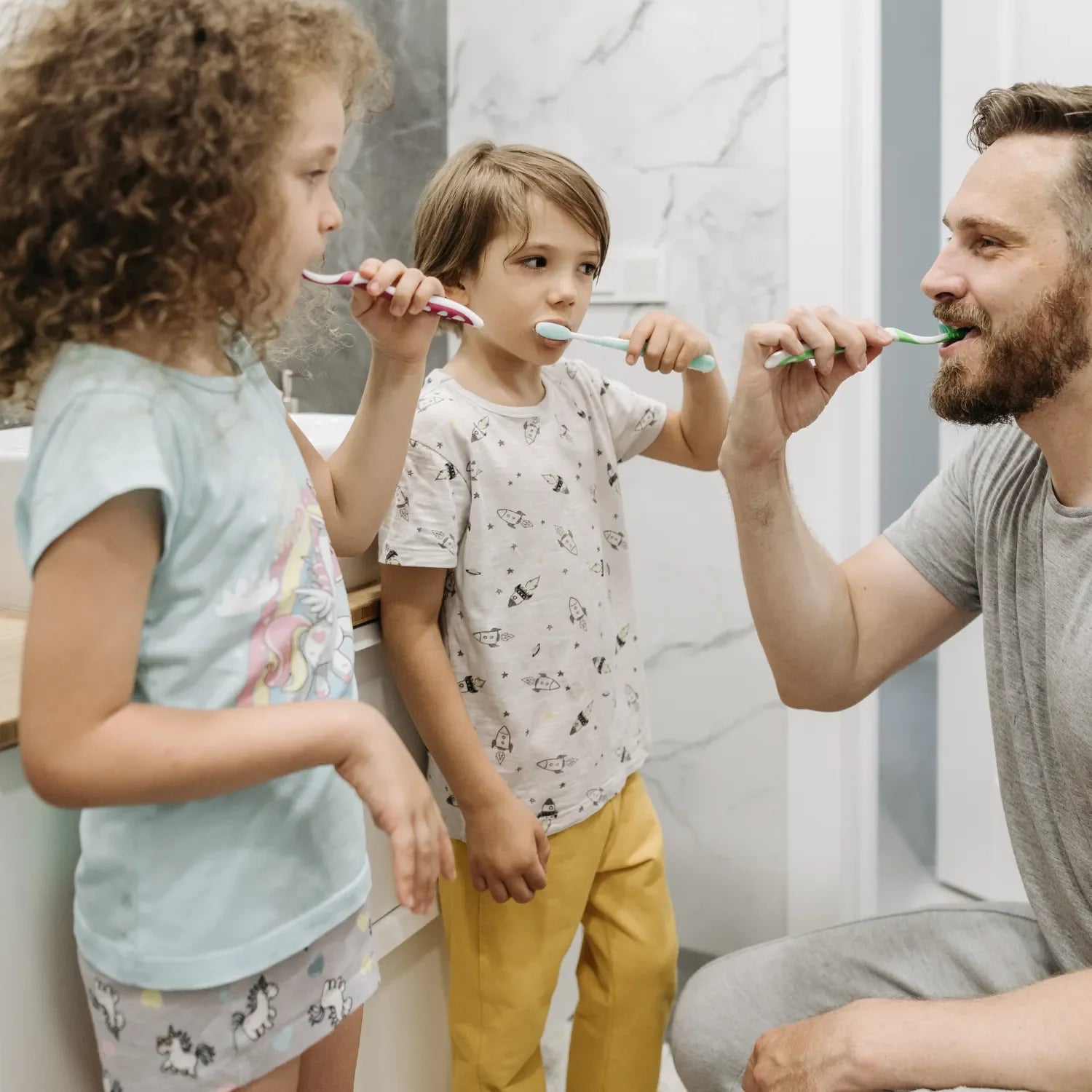 How Long Should Kids Brush Their Teeth? Why 2 Minutes Matters!